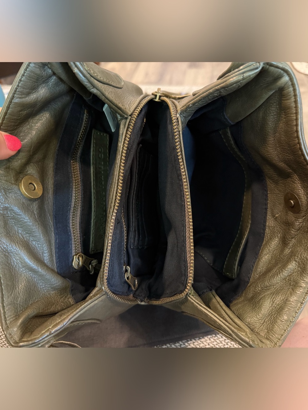 Wanderers Olive Crossbody Set - Picture 5 of 12